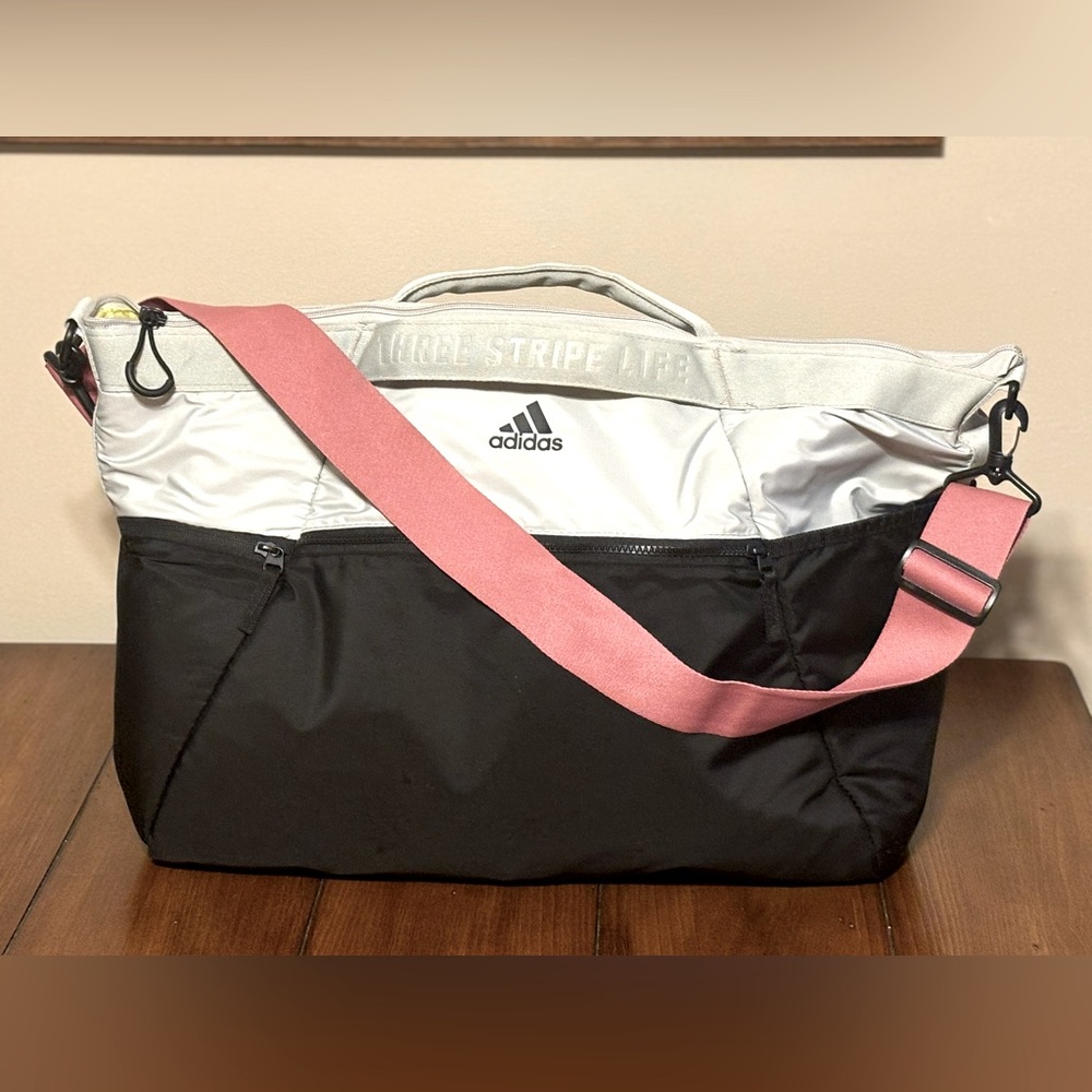 Adidas Gym/Weekend Bag